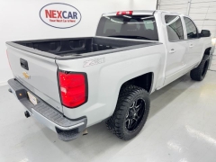 Used 2018  Chevrolet Silverado 1500 2WD Crew Cab LT at NEXCAR near Spring&comma; TX