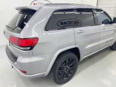 Used 2019  Jeep Grand Cherokee 4d SUV 4WD Laredo Altitude at NEXCAR near Spring, TX