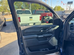 Used 2019  Ram 1500 2WD Crew Cab Limited at NEXCAR near Spring, TX