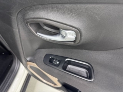 Used 2017  Jeep Renegade 4d SUV FWD Latitude at NEXCAR near Spring, TX