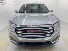 Used 2024  GMC Terrain AWD 4dr SLT at NEXCAR near Spring, TX