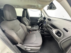Used 2018  Jeep Renegade 4d SUV FWD Latitude at NEXCAR near Spring&comma; TX