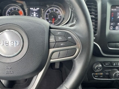 Used 2019  Jeep Cherokee 4d SUV FWD Latitude Plus 3&period;2L at NEXCAR near Spring&comma; TX