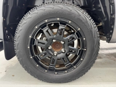 Used 2016  Toyota Tundra 2WD CrewMax SR5 4.6L at NEXCAR near Spring, TX