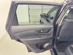 Used 2017  Nissan Rogue 4d SUV FWD SV at NEXCAR near Spring&comma; TX