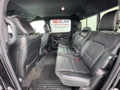 Used 2020  Ram 1500 2WD Crew Cab Laramie at NEXCAR near Spring&comma; TX