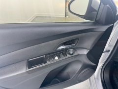 Used 2016  Chevrolet Cruze Limited 4d Sedan LT w/1LT Auto at NEXCAR near Spring, TX