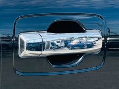 Used 2018  Nissan Titan XD 4WD Crew Cab SV at NEXCAR near Spring, TX