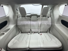 Used 2020  Chrysler Pacifica 4d Wagon Limited at NEXCAR near Spring, TX