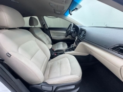 Used 2017  Hyundai Elantra 4d Sedan SE Auto at NEXCAR near Spring, TX