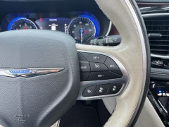 Used 2020  Chrysler Pacifica 4d Wagon Limited at NEXCAR near Spring, TX