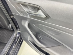 Used 2019  Volkswagen Jetta 4d Sedan 1&period;4T R-Line at NEXCAR near Spring&comma; TX