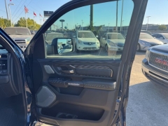 Used 2019  Ram 1500 2WD Crew Cab Limited at NEXCAR near Spring, TX