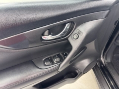 Used 2017  Nissan Rogue 4d SUV AWD SV at NEXCAR near Spring&comma; TX