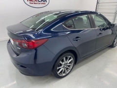 Used 2018  Mazda Mazda3 4d Sedan Touring Auto at Nexcar near Spring&comma; TX