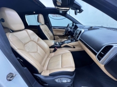 Used 2016  Porsche Cayenne 4d SUV at NEXCAR near Spring&comma; TX