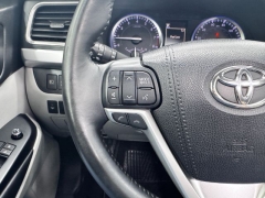 Used 2018  Toyota Highlander 4d SUV FWD XLE at NEXCAR near Spring&comma; TX