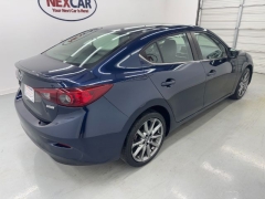 Used 2018  Mazda Mazda3 4d Sedan Touring Auto at Nexcar near Spring&comma; TX