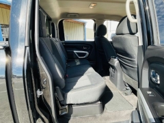 Used 2018  Nissan Titan XD 4WD Crew Cab SV at NEXCAR near Spring&comma; TX
