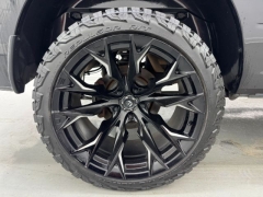 Used 2017  Ram 1500 4WD Crew Cab Night at NEXCAR near Spring&comma; TX