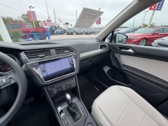 Used 2020  Volkswagen Tiguan 4d SUV SE 4Motion at Nexcar near Spring&comma; TX
