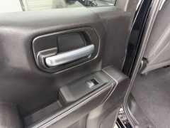 Used 2022  Chevrolet Silverado 1500 4WD Crew Cab 147" Custom at NEXCAR near Spring&comma; TX