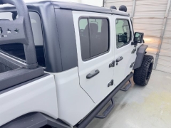 Used 2021  Jeep Gladiator Sport S 4x4 at NEXCAR near Spring&comma; TX