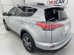 Used 2018  Toyota RAV4 4d SUV FWD LE at NEXCAR near Spring&comma; TX