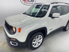 Used 2017  Jeep Renegade 4d SUV FWD Latitude at NEXCAR near Spring, TX
