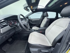 Used 2019  Volkswagen Jetta 4d Sedan 1&period;4T R-Line at NEXCAR near Spring&comma; TX