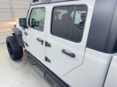 Used 2021  Jeep Gladiator Sport S 4x4 at NEXCAR near Spring&comma; TX