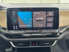 Used 2024  Volkswagen Atlas 2&period;0T SE w&sol;Technology FWD at NEXCAR near Spring&comma; TX