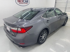 Used 2016  Lexus ES 350 4dr Sdn at NEXCAR near Spring, TX