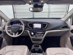Used 2020  Chrysler Pacifica 4d Wagon Limited at NEXCAR near Spring&comma; TX