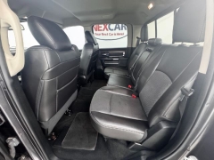 Used 2016  Ram 1500 2WD Crew Cab Laramie at NEXCAR near Spring&comma; TX