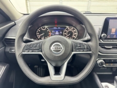 Used 2022  Nissan Altima 2.5 SV Sedan at NEXCAR near Spring, TX