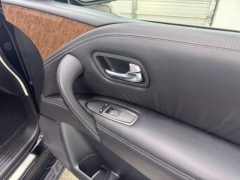 Used 2017  INFINITI QX80 4d SUV RWD at NEXCAR near Spring&comma; TX