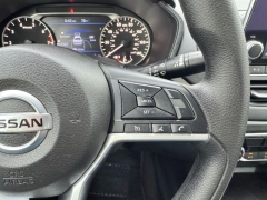 Used 2022  Nissan Altima 2.5 SV Sedan at NEXCAR near Spring, TX