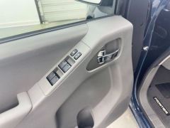 Used 2017  Nissan Frontier 2WD Crew Cab SV at NEXCAR near Spring&comma; TX