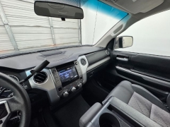 Used 2016  Toyota Tundra 2WD CrewMax SR5 4.6L at NEXCAR near Spring, TX