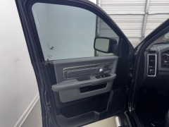 Used 2017  Ram 1500 Lone Star 4x4 Crew Cab 5'7" Box at NEXCAR near Spring&comma; TX