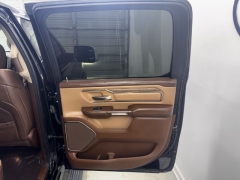 Used 2019  Ram 1500 4WD Crew Cab Longhorn at NEXCAR near Spring&comma; TX