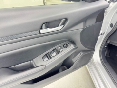 Used 2024  Nissan Altima 2&period;5 SV Sedan at NEXCAR near Spring&comma; TX