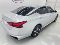 Used 2022  Nissan Altima 2.5 SV Sedan at NEXCAR near Spring, TX