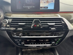 Used 2018  BMW 5 Series 540i Sedan at NEXCAR near Spring, TX