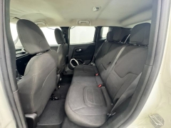 Used 2018  Jeep Renegade 4d SUV FWD Latitude at NEXCAR near Spring&comma; TX