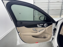 Used 2016  Mercedes-Benz C-Class 4d Sedan C300 at NEXCAR near Spring, TX