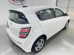 Used 2017  Chevrolet Sonic 4d Hatchback LT w/1FL at NEXCAR near Spring, TX