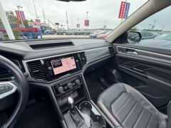 Used 2021  Volkswagen Atlas 3&period;6L V6 SEL Premium 4MOTION at Nexcar near Spring&comma; TX