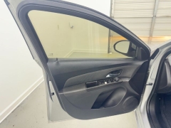 Used 2016  Chevrolet Cruze Limited 4d Sedan LT w/1LT Auto at NEXCAR near Spring, TX